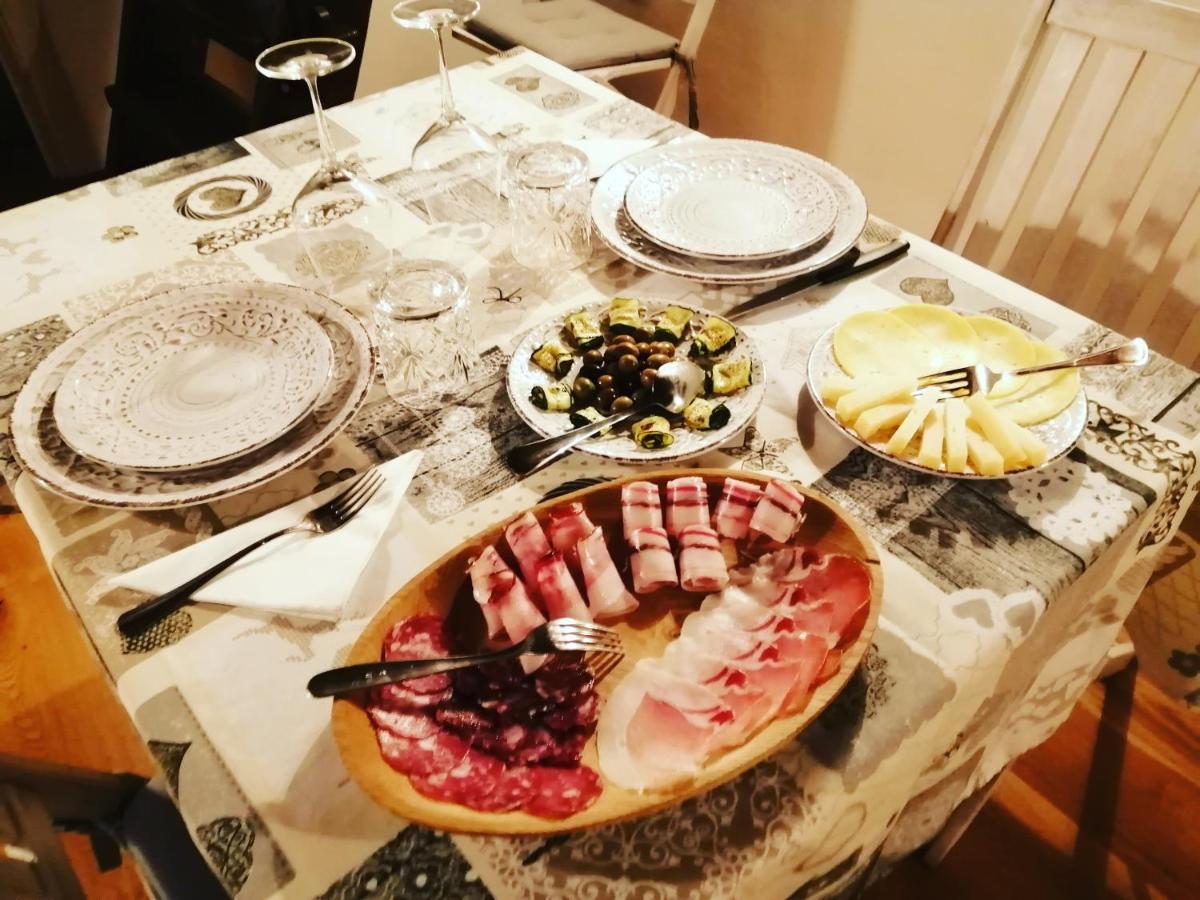 B&B E Home Restaurant S'Ispera Monolocale Uso Esclusivo Fonni Luaran gambar