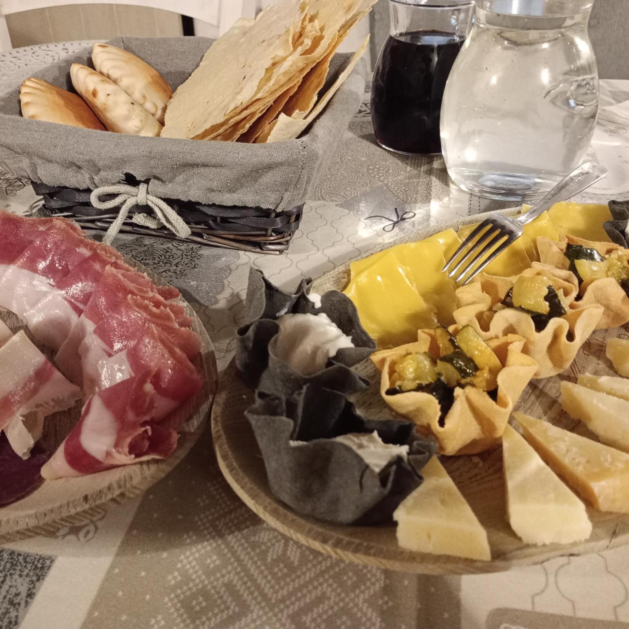 B&B E Home Restaurant S'Ispera Monolocale Uso Esclusivo Fonni Luaran gambar
